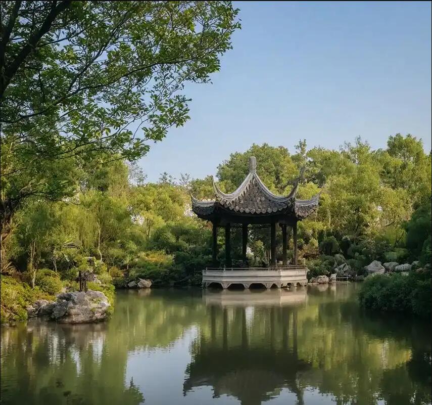 垫江县浮夸餐饮有限公司